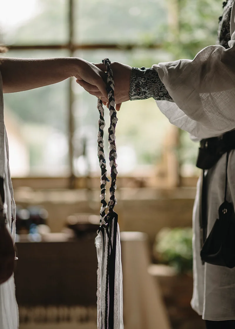 ceremonie-handfasting2